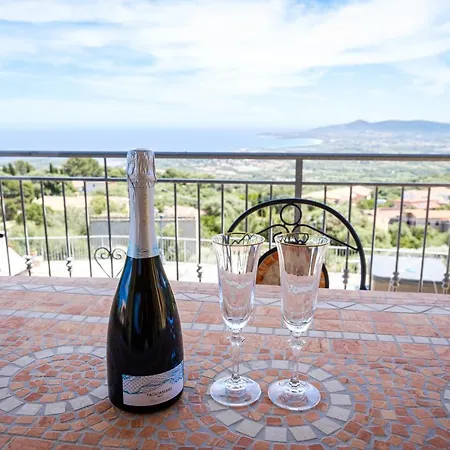 Budoniterrazza Vista Mare E Parcheggio Gratuito Porto Ottiolu