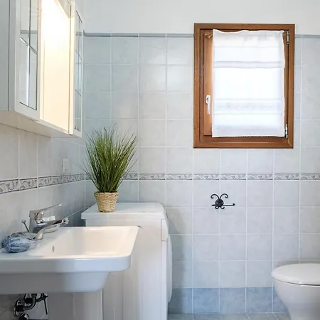Holiday home Budoniterrazza Vista Mare E Parcheggio Gratuito Porto Ottiolu
