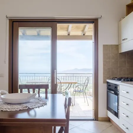 Budoniterrazza Vista Mare E Parcheggio Gratuito Holiday home Porto Ottiolu