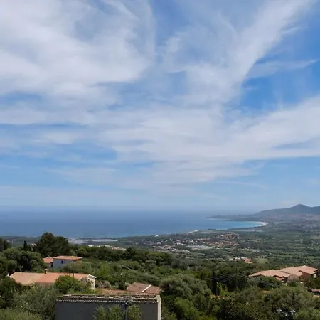 Prázdninový dům Budoniterrazza Vista Mare E Parcheggio Gratuito